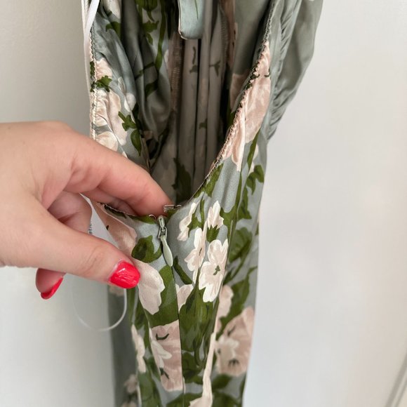 WORN ONCE- Reformation Veria Silk Bridesmaid Dress Sz 4 in Tarragon Halter - Picture 10 of 12